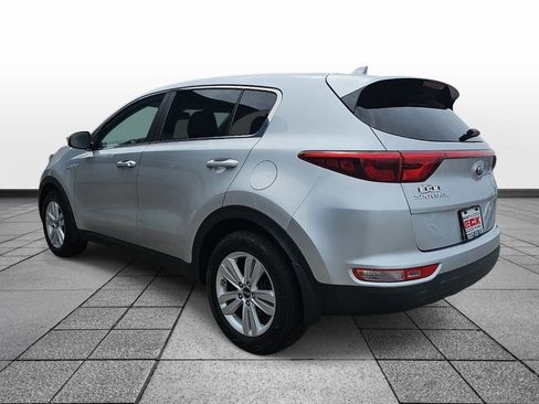 Used 2018 Kia Sportage LX AWD/4WD image 7