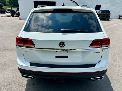 Used 2023 Volkswagen Atlas SE w/ Black Wheel Package AWD/4WD image 6