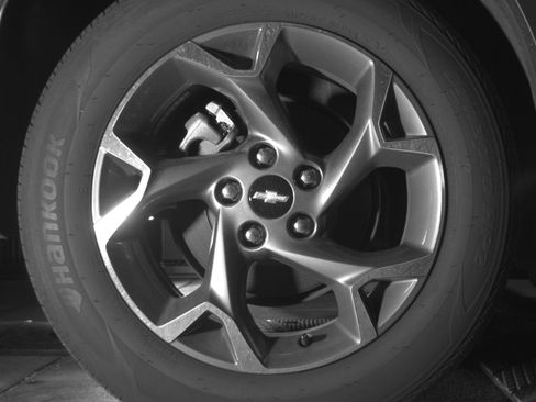 Used 2025 Chevrolet Trax LT FWD image 15