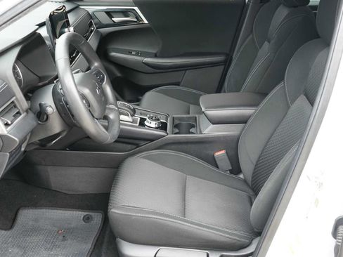 Used 2022 Mitsubishi Outlander ES FWD image 9