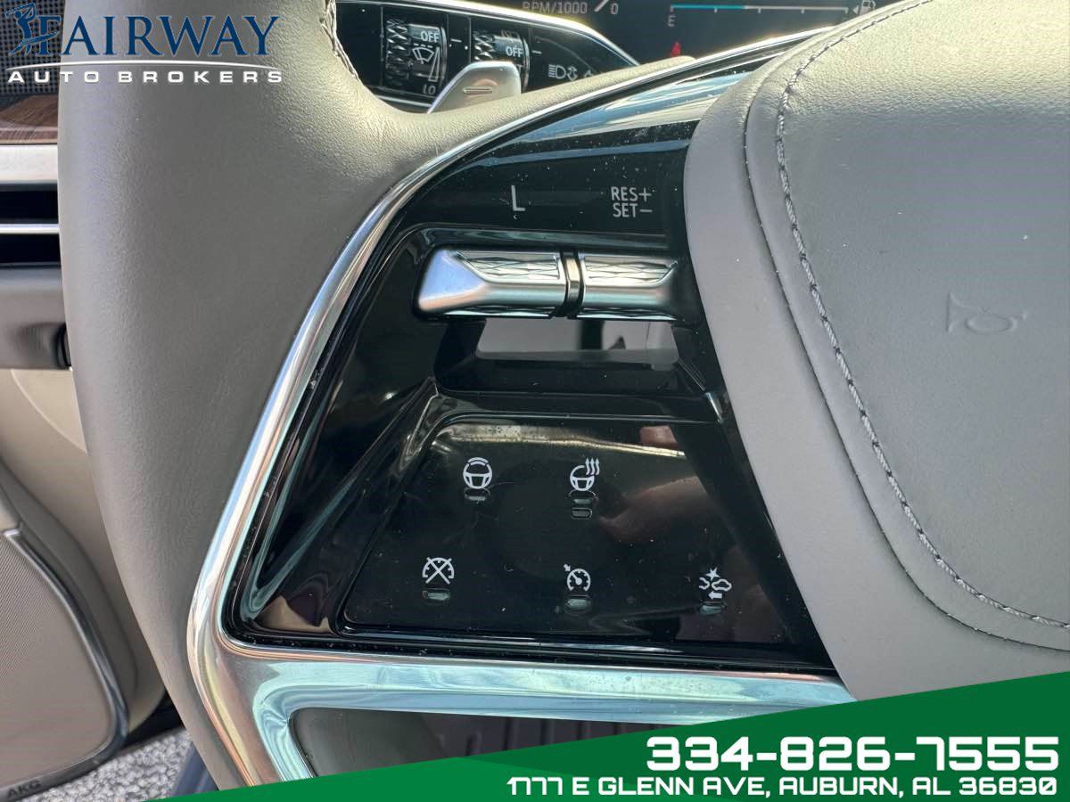 Used 2025 Cadillac Escalade Sport Platinum AWD/4WD image 19