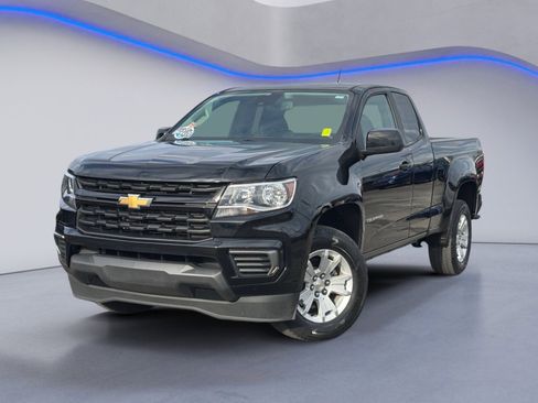 Used 2022 Chevrolet Colorado LT w/ Fleet Safety Package image 2