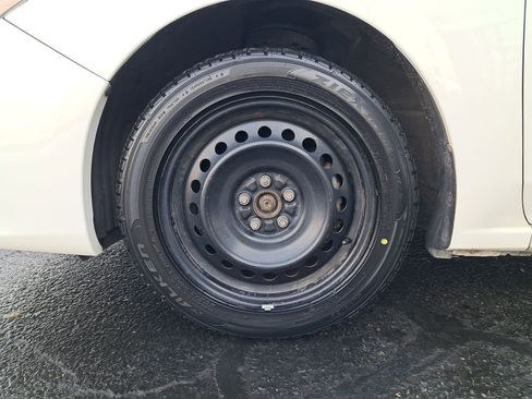 Used 2017 Subaru Impreza 2.0i image 10