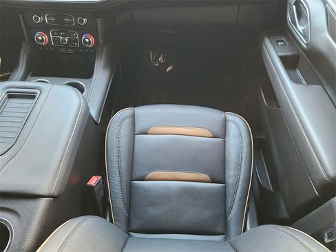 Used 2023 GMC Yukon AT4 image 13