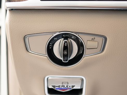 Used 2019 Mercedes-Benz S 560 Sedan image 41