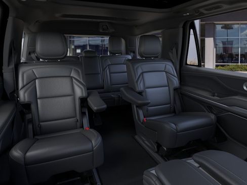 New 2026 Lincoln Navigator Reserve w/ Jet Appearance Package AWD/4WD image 36