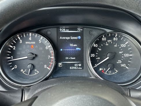 Used 2017 Nissan Rogue S w/ Appearance Package AWD/4WD image 23