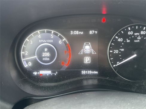 Used 2021 Nissan Kicks SR w/ SR Premium Package FWD image 36