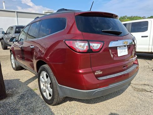 Used 2016 Chevrolet Traverse LT w/ Style and Technology Package AWD/4WD image 6