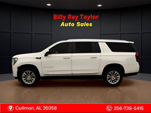 Used 2021 GMC Yukon XL SLT image 2