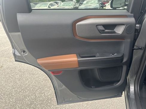 Used 2025 Ford Bronco Sport Outer Banks w/ Outer Banks Tech Package+ image 28