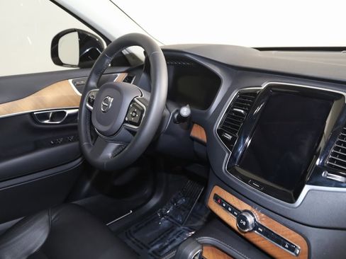 Used 2023 Volvo XC90 T8 Plus image 62