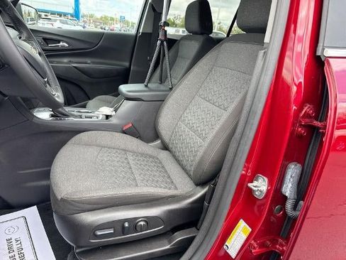 Used 2024 Chevrolet Equinox LT FWD image 18