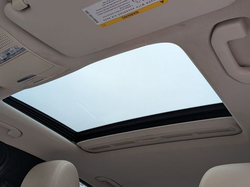 Used 2020 Mercedes-Benz C 300 Sedan image 28