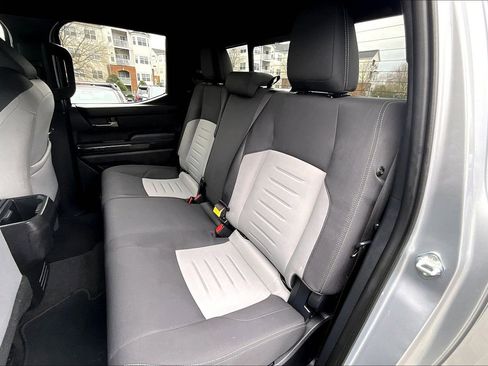 Used 2024 Toyota Tacoma TRD Sport image 24