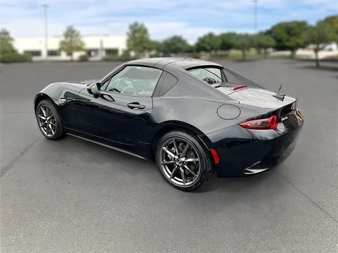 Used 2017 MAZDA MX-5 Miata RF Grand Touring image 4