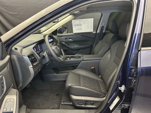 New 2026 Nissan Rogue Platinum w/ Platinum Premium Package AWD/4WD image 20