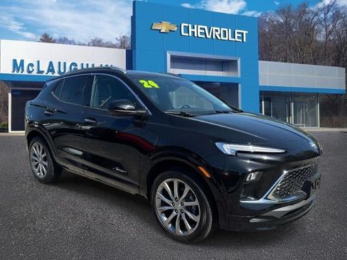 Used 2024 Buick Encore GX Avenir w/ Avenir Technology Package AWD/4WD image 4