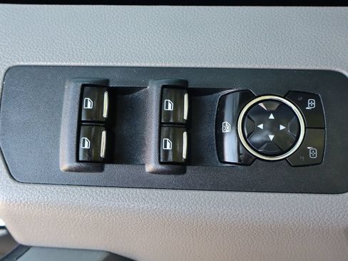 Used 2018 Ford F150 XLT AWD/4WD image 29