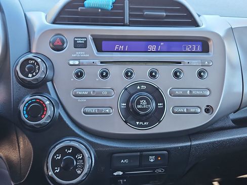 Used 2011 Honda Fit Sport image 14