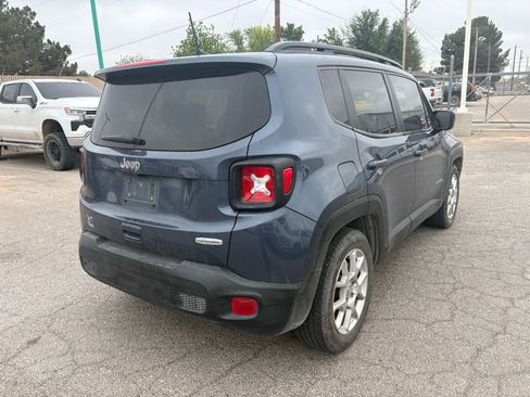 Used 2021 Jeep Renegade Latitude image 4