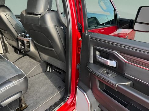 Used 2026 RAM 3500 Laramie AWD/4WD image 10