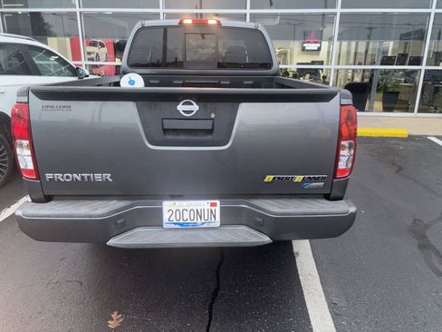 Used 2018 Nissan Frontier Desert Runner image 3