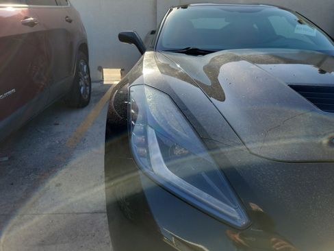 Used 2016 Chevrolet Corvette Stingray Coupe RWD image 6