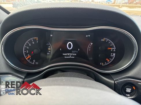 Used 2021 Jeep Grand Cherokee Trailhawk w/ Trailhawk Luxury Group image 19