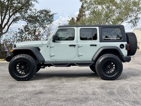 Used 2024 Jeep Wrangler Sport S image 2
