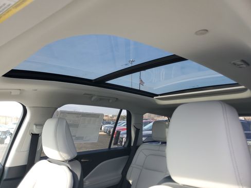 New 2026 Lincoln Aviator Reserve image 10