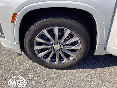 Used 2022 Chevrolet Traverse Premier AWD/4WD image 34