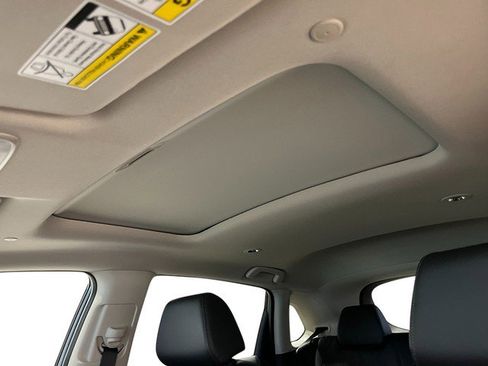 New 2026 Honda HR-V EX-L image 23