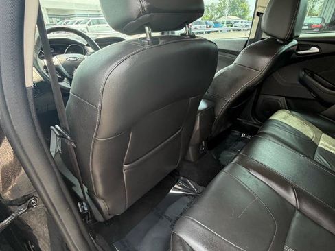 Used 2014 Ford Focus Titanium FWD image 36