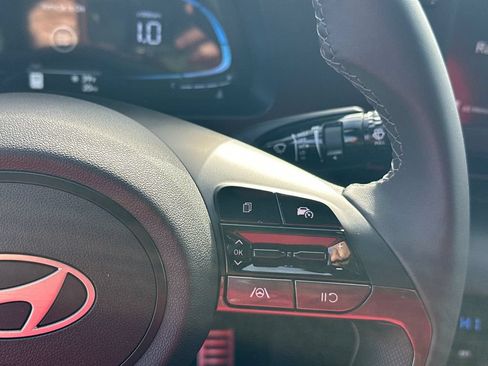 Certified 2025 Hyundai Elantra Sport FWD image 25