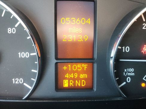 Used 2011 Mercedes-Benz Sprinter 2500 image 11