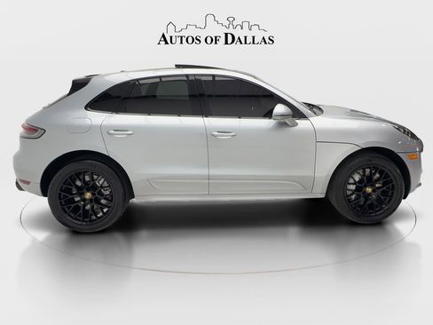 Used 2021 Porsche Macan Turbo image 6