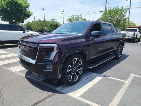 Certified 2025 GMC Sierra EV Denali AWD/4WD image 4