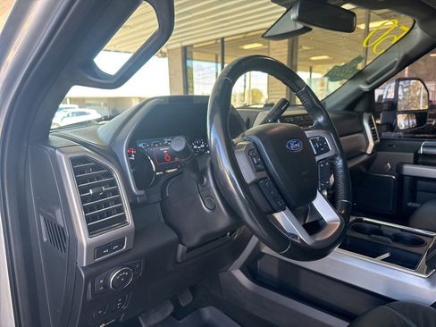 Used 2019 Ford F250 Platinum w/ Platinum Ultimate Package image 9