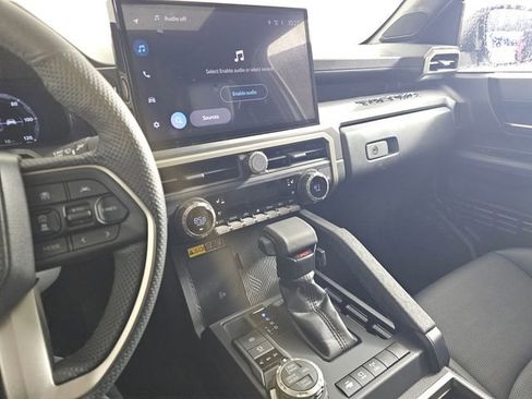 Used 2025 Toyota Tacoma 4x4 Double Cab Hybrid image 34