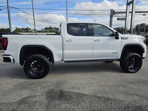Used 2025 GMC Sierra 1500 AT4 w/ AT4 Premium Package image 7