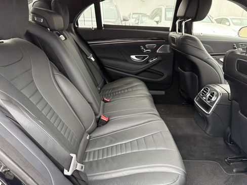 Used 2019 Mercedes-Benz S 560 Sedan image 9
