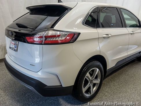 Certified 2024 Ford Edge SEL w/ Convenience Package AWD/4WD image 7