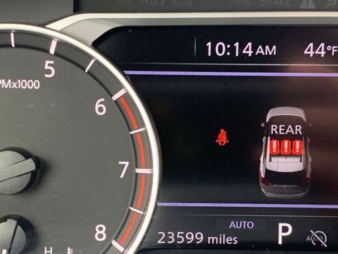 Used 2025 Nissan Rogue SV image 42