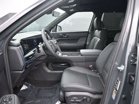 New 2026 Hyundai Santa Fe Calligraphy FWD image 11