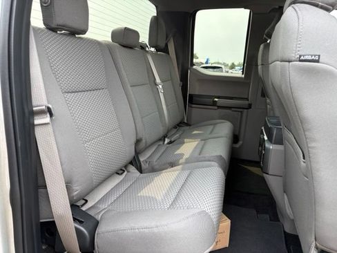 Used 2016 Ford F150 XLT w/ Equipment Group 302A Luxury AWD/4WD image 13