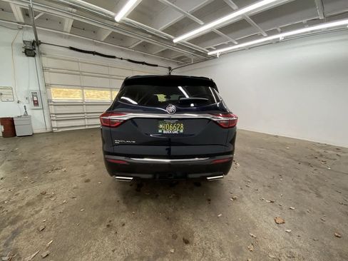 Used 2020 Buick Enclave Premium w/ Sun and Sites Package image 5