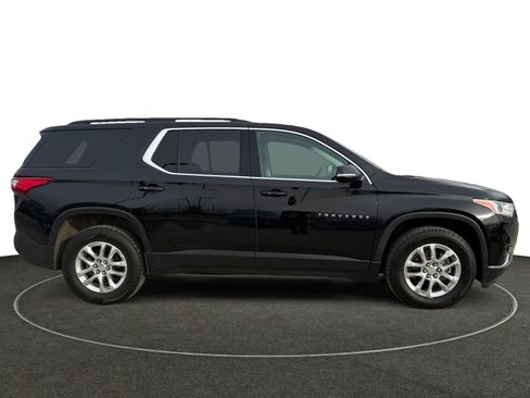 Used 2020 Chevrolet Traverse LT image 7