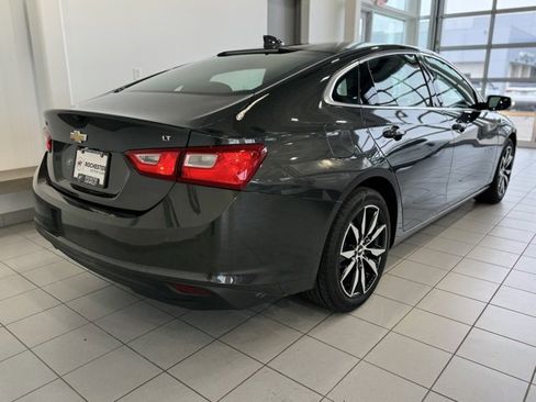 Used 2017 Chevrolet Malibu LT w/ Driver Confidence Package image 33
