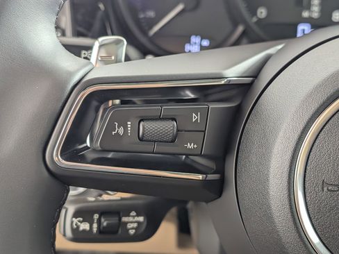 Certified 2026 Porsche Macan AWD/4WD image 22